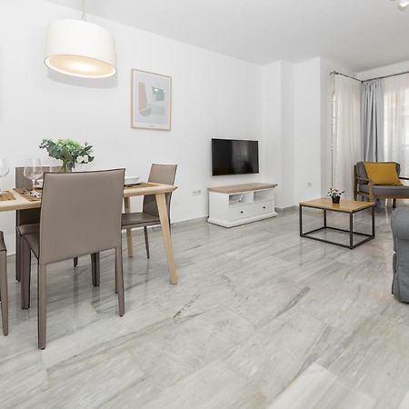 Apartamento Ferrandiz Малага Екстериор снимка