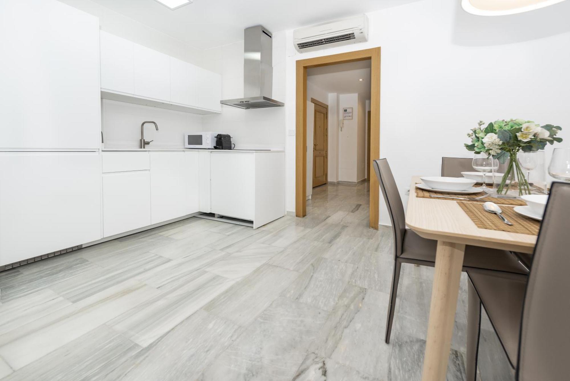 Apartamento Ferrandiz Малага Екстериор снимка